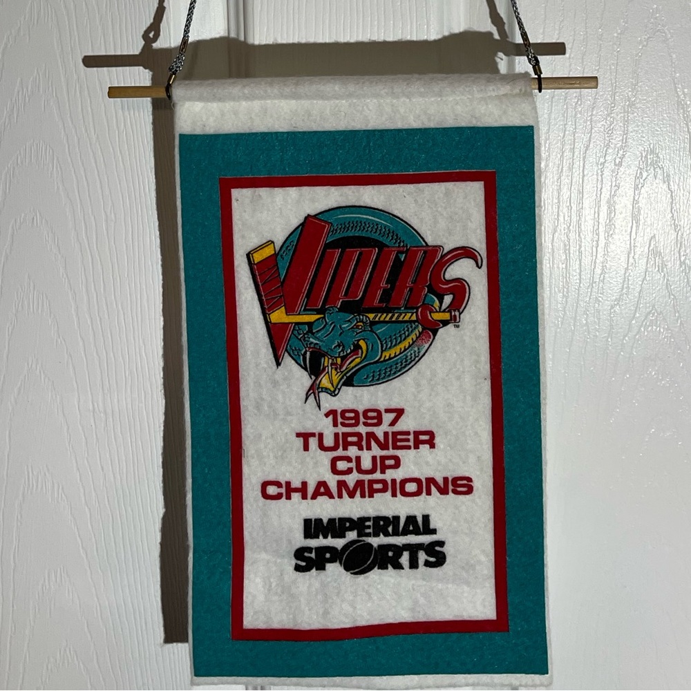 Detroit Vipers Vintage 1997 Turner Cup Champions Felt Banner Rare Find!